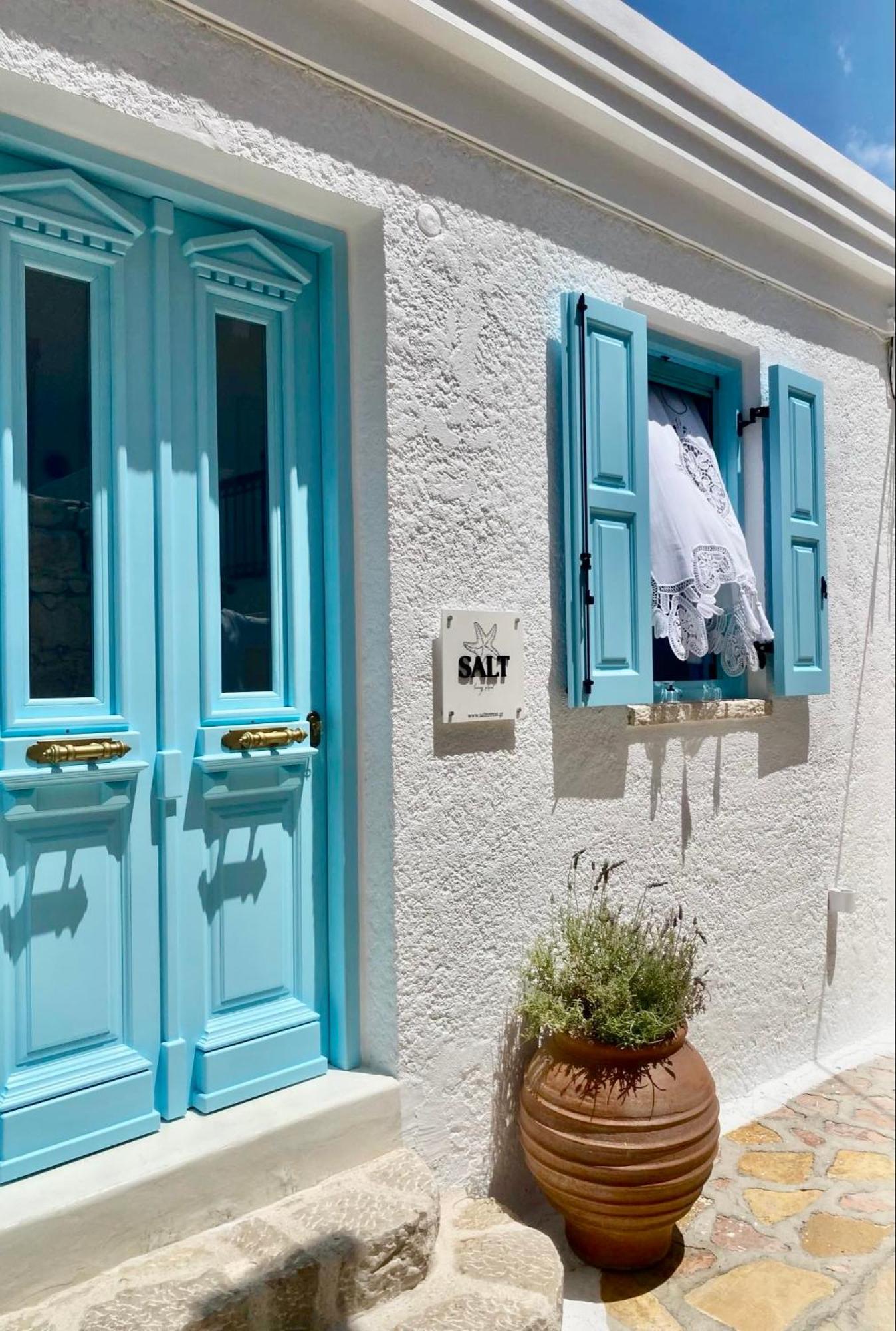 Salt Retreat - Seafront Villa Chalki Town 외부 사진