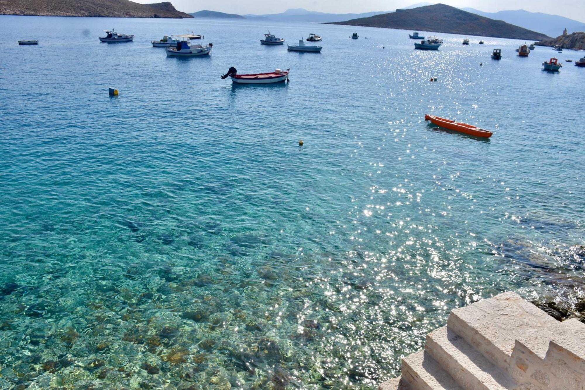 Salt Retreat - Seafront Villa Chalki Town 외부 사진